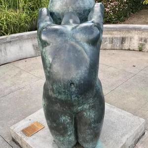 Meet your Posher, Bobbie